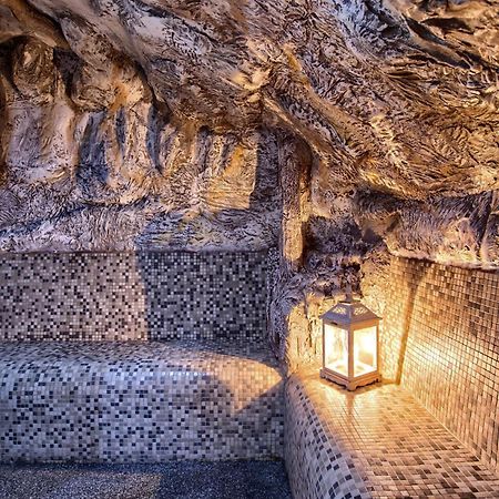 Penzion Zbojnicky Halas Tisovec Exteriér fotografie