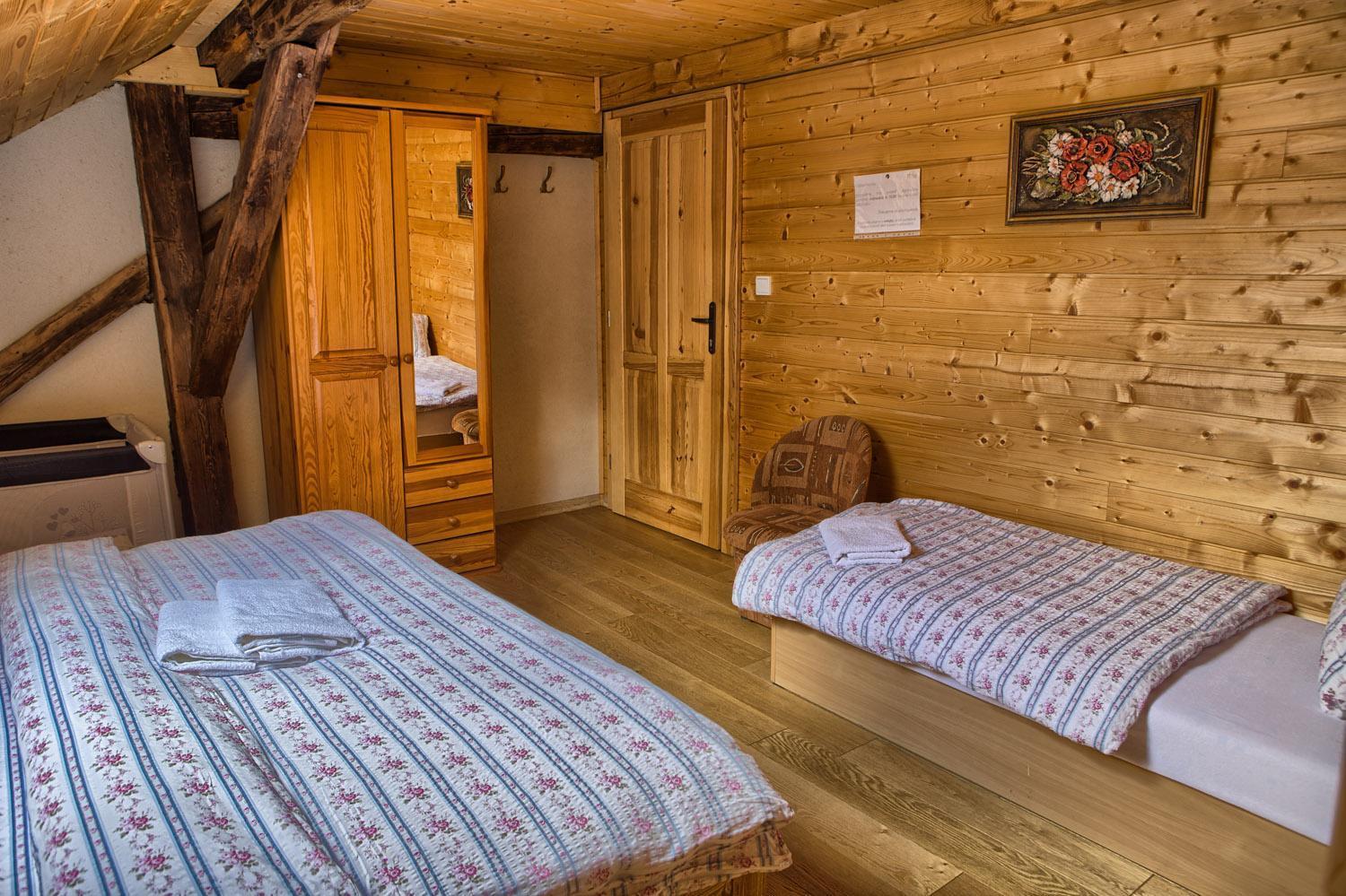 Penzion Zbojnicky Halas Tisovec Exteriér fotografie