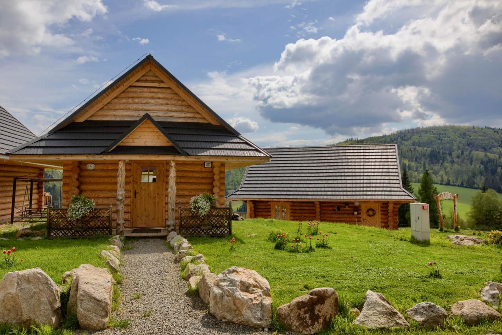 Penzion Zbojnicky Halas Tisovec Exteriér fotografie