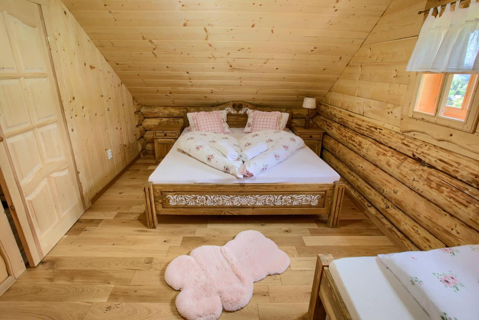 Penzion Zbojnicky Halas Tisovec Exteriér fotografie